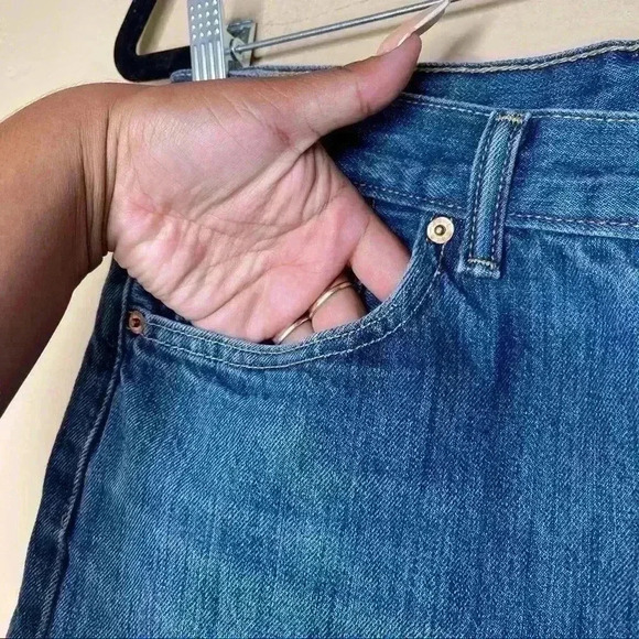 Levi's 501 Jean Short Sz 32 - Picture 2 of 5